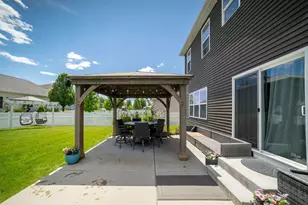561 S Stone Brook Dr, Romeoville, IL 60446 - Photo 9