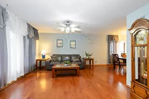 6877 177th St, Tinley Park, IL 60477 - Photo 3