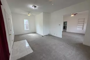 1005 W Taylor St, Bloomington, IL 61701 - Photo 15