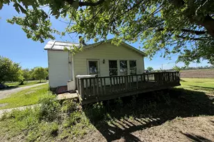 4883 N 19000 Road W, Gardner, IL 60424 - Photo 7