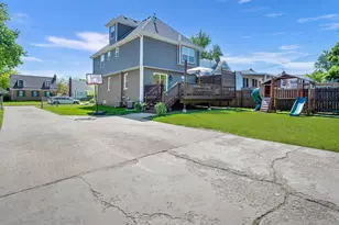 4234 Vernon Ave, Brookfield, IL 60513 - Photo 3