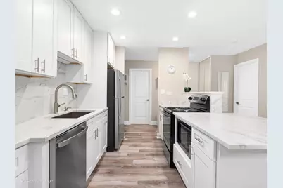 120 Lakeview Drive #417, Bloomingdale, IL 60108 - Photo 5