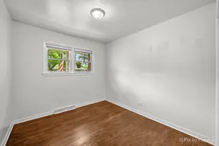 352 Brice Ave, Mundelein, IL 60060 - Photo 11