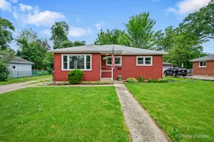 352 Brice Ave, Mundelein, IL 60060 - Photo 1