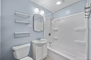 352 Brice Ave, Mundelein, IL 60060 - Photo 17