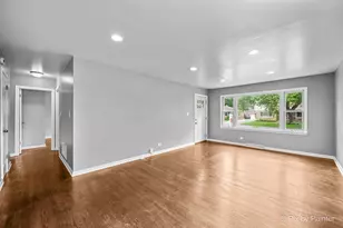 352 Brice Ave, Mundelein, IL 60060 - Photo 7