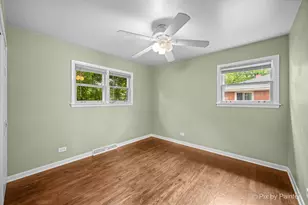 352 Brice Ave, Mundelein, IL 60060 - Photo 15