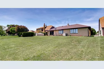 1245 Biscayne Drive, Elk Grove Village, IL 60007 - Photo 41