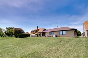 1245 Biscayne Dr, Elk Grove Village, IL 60007 - Photo 41