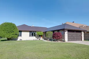 1245 Biscayne Dr, Elk Grove Village, IL 60007 - Photo 1