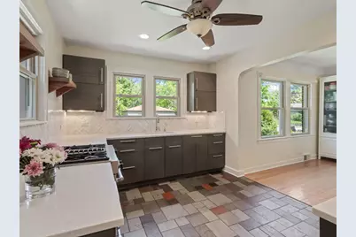 116 E Maple Street, Lombard, IL 60148 - Photo 11