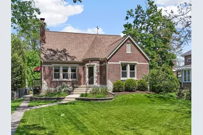 116 E Maple Street, Lombard, IL 60148 - Photo 1