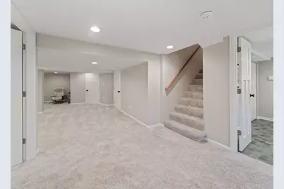 116 E Maple Street, Lombard, IL 60148 - Photo 7