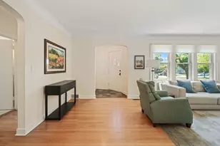 116 E Maple St, Lombard, IL 60148 - Photo 9