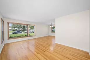 16049 Minerva Ave, South Holland, IL 60473 - Photo 3