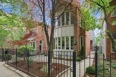 1209 W Roscoe Street, Chicago, IL 60657 - Photo 41