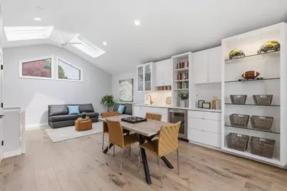 1209 W Roscoe Street, Chicago, IL 60657 - Photo 33