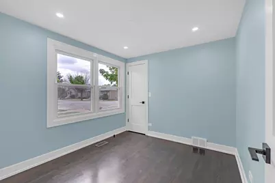 5505 N Nagle Avenue, Chicago, IL 60630 - Photo 19