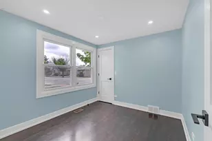 5505 N Nagle Ave, Chicago, IL 60630 - Photo 19