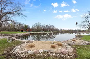 330 S Barrington Rd, Barrington, IL 60010 - Photo 5