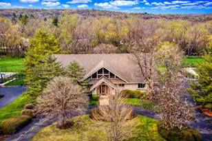 38W710 Bonnie Ct, Saint Charles, IL 60175 - Photo 1