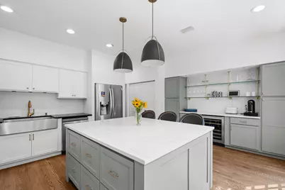 2650 N Southport Avenue #F, Chicago, IL 60614 - Photo 3