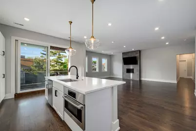 3016 W Belmont Avenue #2N, Chicago, IL 60618 - Photo 5