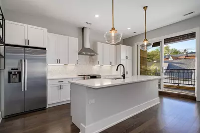 3016 W Belmont Avenue #2N, Chicago, IL 60618 - Photo 7