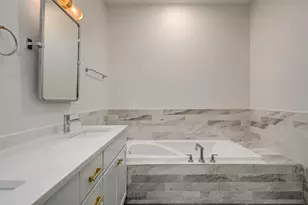 3016 W Belmont Ave, Chicago, IL 60618 - Photo 15