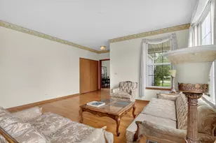 2232 Wilshire Ct, Grayslake, IL 60030 - Photo 9