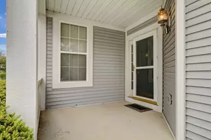 2232 Wilshire Ct, Grayslake, IL 60030 - Photo 3