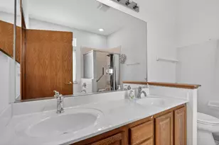 2232 Wilshire Ct, Grayslake, IL 60030 - Photo 23