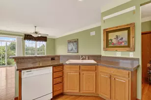 2232 Wilshire Ct, Grayslake, IL 60030 - Photo 13