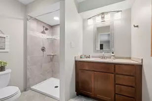 417 Manor Ct, New Lenox, IL 60451 - Photo 11