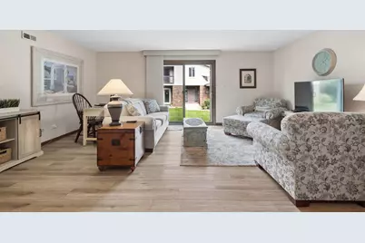 417 Manor Court #B, New Lenox, IL 60451 - Photo 3