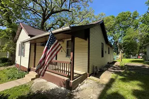 512 Highland Ave, Dixon, IL 61021 - Photo 3