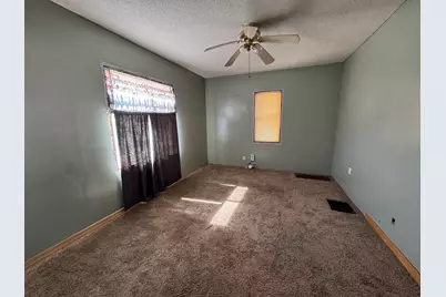 512 Highland Avenue, Dixon, IL 61021 - Photo 7