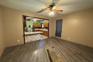 512 Highland Ave, Dixon, IL 61021 - Photo 5