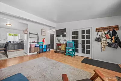 [Address not provided], Chicago Heights, IL 60411 - Photo 3