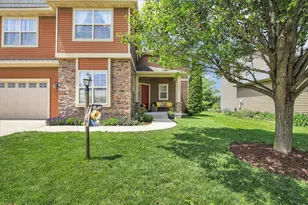 1211 Fieldstone Dr, Savoy, IL 61874 - Photo 3