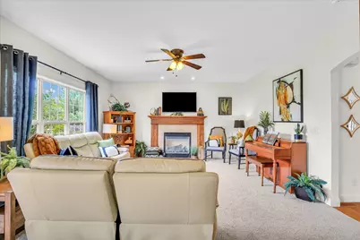1211 Fieldstone Drive, Savoy, IL 61874 - Photo 9