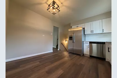 705 W Fitzhenry Court, Glenwood, IL 60425 - Photo 9