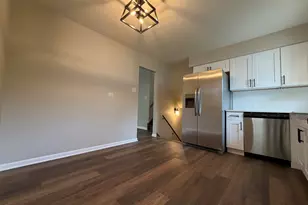705 W Fitzhenry Ct, Glenwood, IL 60425 - Photo 9