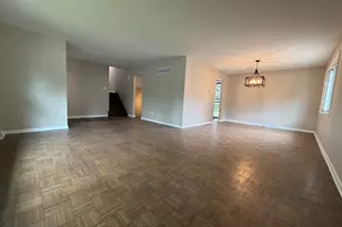 705 W Fitzhenry Ct, Glenwood, IL 60425 - Photo 5