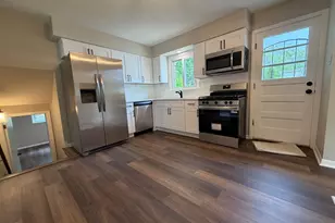 705 W Fitzhenry Ct, Glenwood, IL 60425 - Photo 7