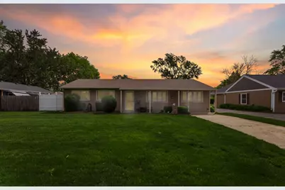 69 Paddock Street, Montgomery, IL 60538 - Photo 1
