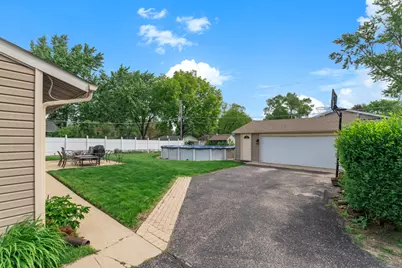 69 Paddock Street, Montgomery, IL 60538 - Photo 17