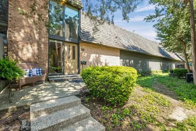 586 W Russell Street, Barrington, IL 60010 - Photo 1