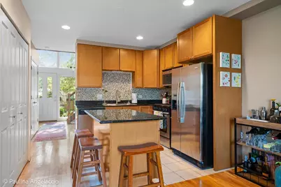 586 W Russell Street, Barrington, IL 60010 - Photo 7