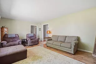 316 W Knights Rd, Sandwich, IL 60548 - Photo 7